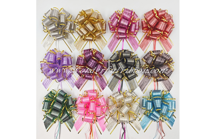 Bark Pattern Gold Trim Pom Pom Pull bow